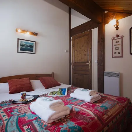Апартаменты Sainte-foy-l'argentiere Sleeps 6 *